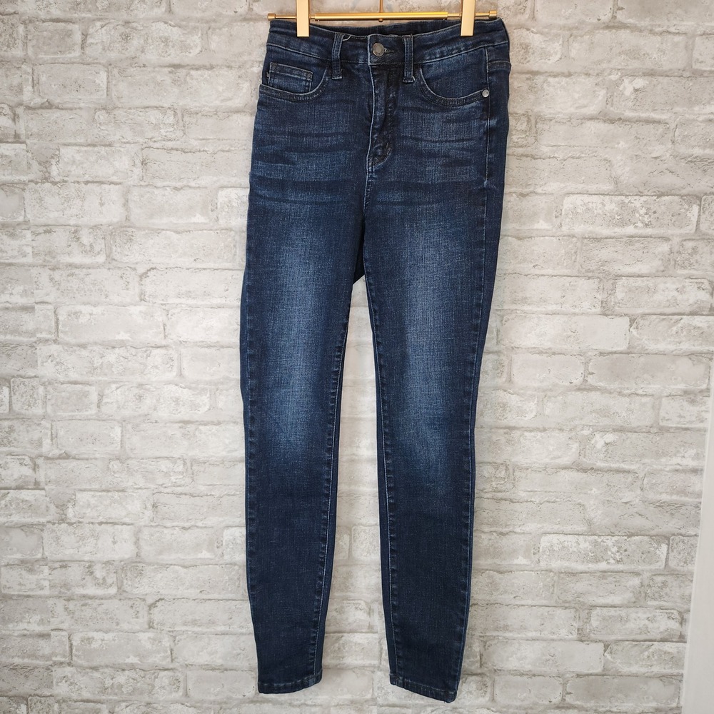 Judyβ Blue Skinny Jeans Dark Wash Stretch Denim Casual 3/26
